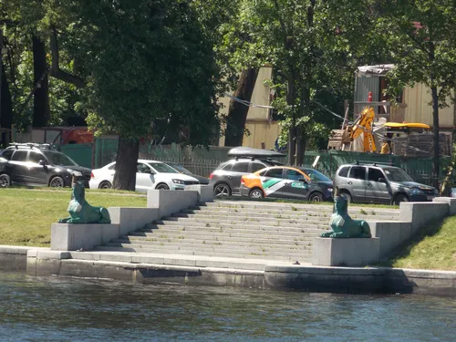 Сфинксы