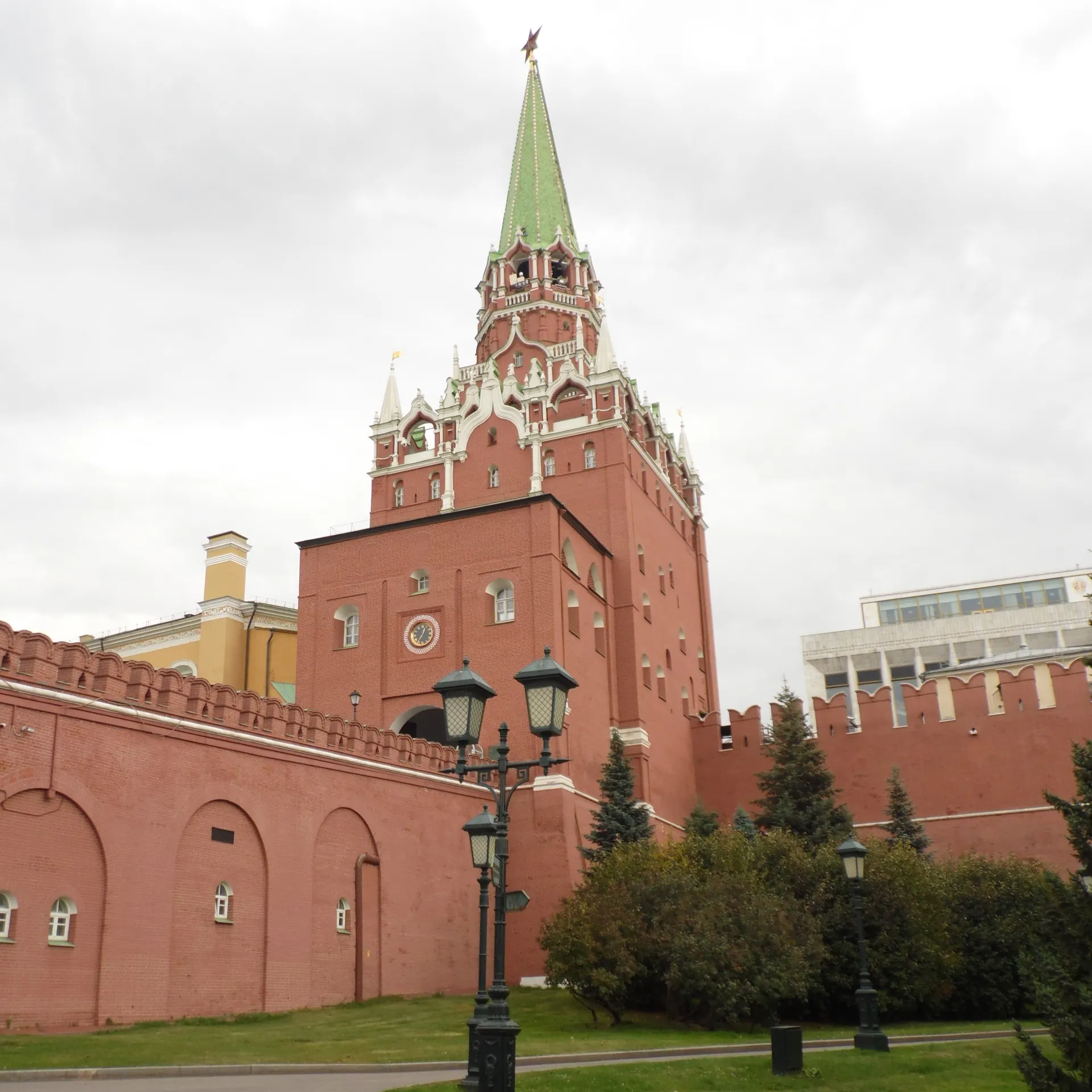 Троицкий мост в Москве