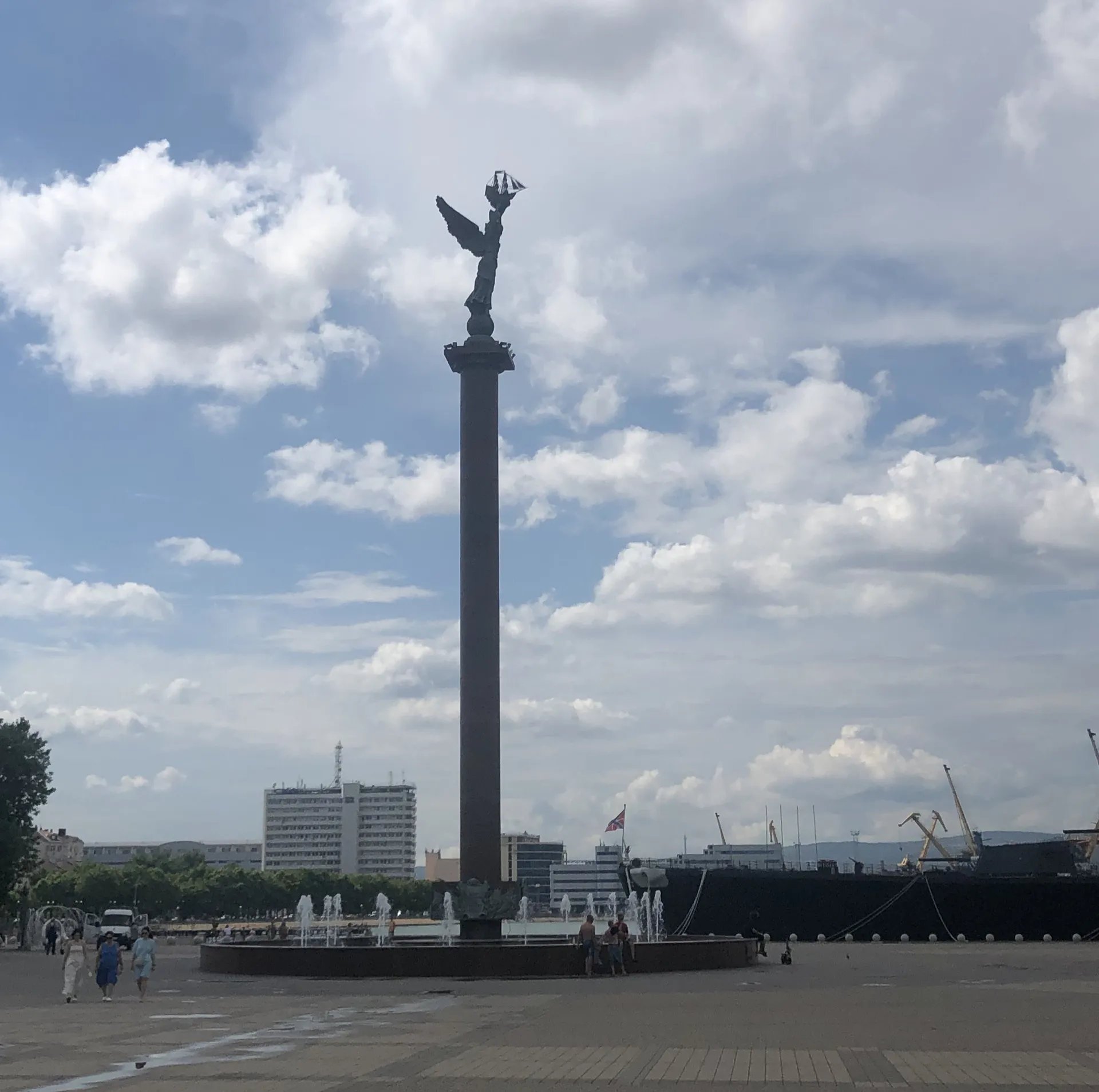 Стела Морская слава России